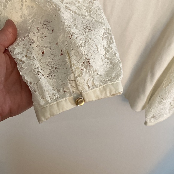 Talbots Ivory V Neck Sweater with Lace Sleeves. Size, LP - Picture 4 of 8